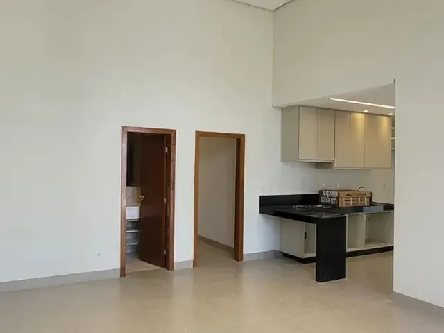 Imagem 11: Casa Térrea com Piscina no Bairro Ibituruna. 155 M² de Área Construída e 300 M² De