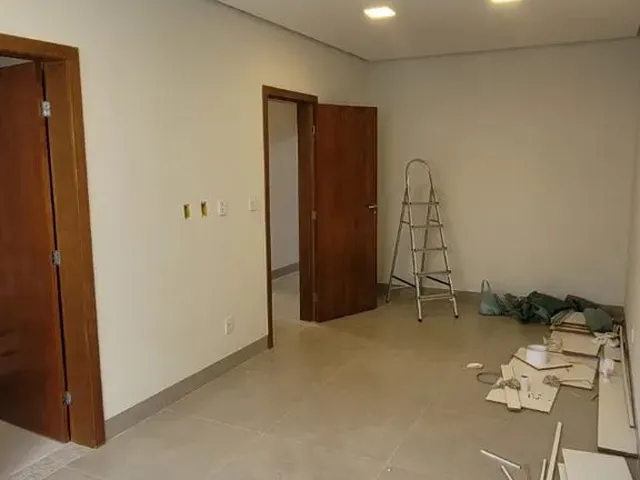 Imagem 7: Casa Térrea com Piscina no Bairro Ibituruna. 155 M² de Área Construída e 300 M² De