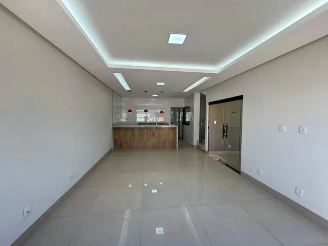 Imagem 2: Casa À Venda no Bairro Ibituruna com 112M², 3 Quarto(S), 1 Suíte, 3 Vaga(S)