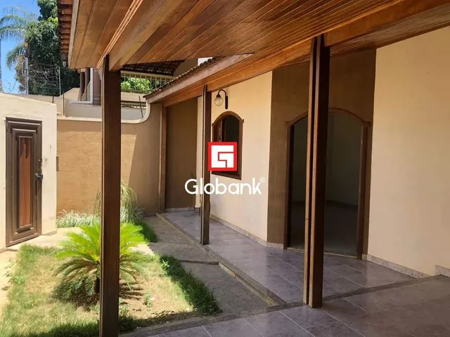 Imagem: Casa em Montes Claros, no Bairro Cândida