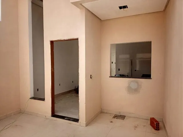Imagem 1: Casa À Venda no Bairro Interlagos