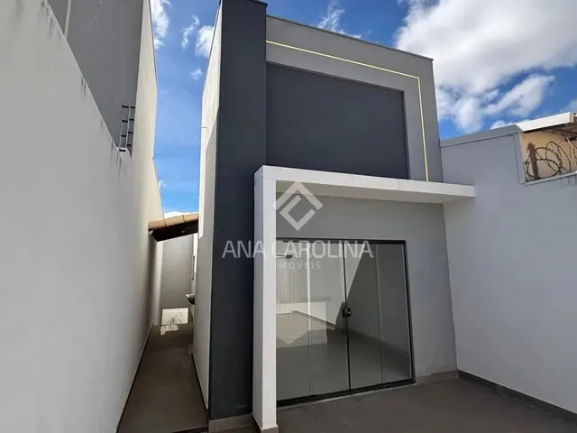 Imagem: Linda Casa À Venda no Bairro Vila Campos