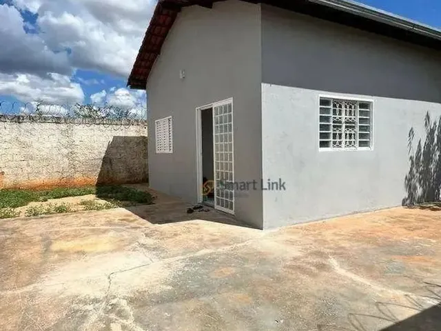 Imagem 2: Casa com 2 Dormitórios À Venda, 60 M² por R$ 99.990,00 - Centro - São Francisco/Mg