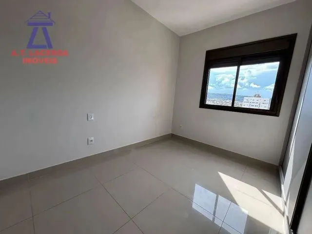 Imagem 2: Apartamento com 3 Quartos para Comprar - Todos os Santos