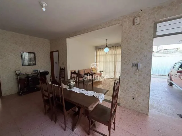 Imagem 2: Casa À Venda, 4 Quartos, 1 Suíte, 2 Vagas, Centro - Montes Claros/Mg - R$ 1.500.000,00