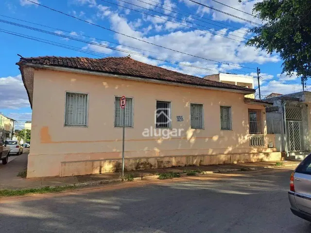 Imagem: Casa Residencial de 10 Quartos no Centro