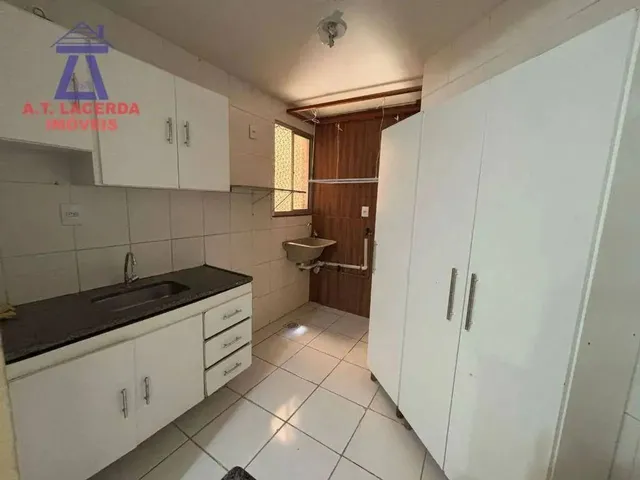 Imagem 4: Apartamento com 3 Dormitórios À Venda, 77 M² por R$ 280.000,00 - Cândida Câmara