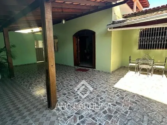 Imagem: Casa À Venda com 4 Dormitórios em Centro