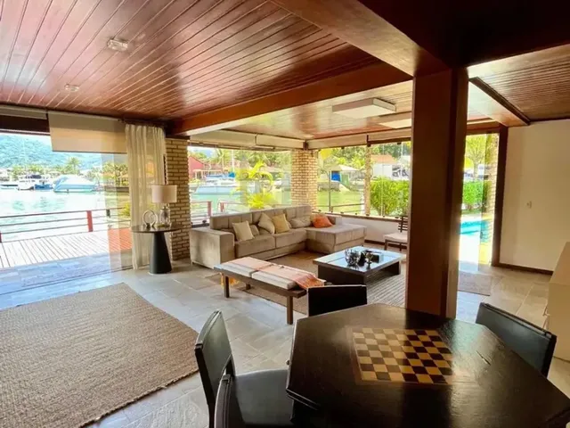 Imagem 16: Imóvel para Venda Tem 10 Metros Quadrados com 5 Quartos em Bracuí (Cunhambebe) - Angra
