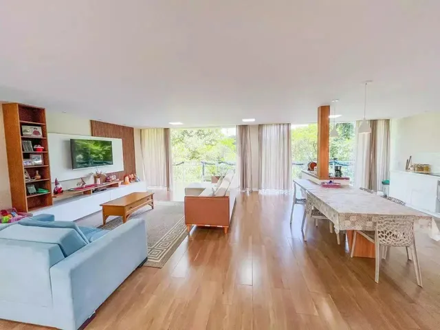 Imagem: Casa para Venda com 3 Quartos, 1400M²