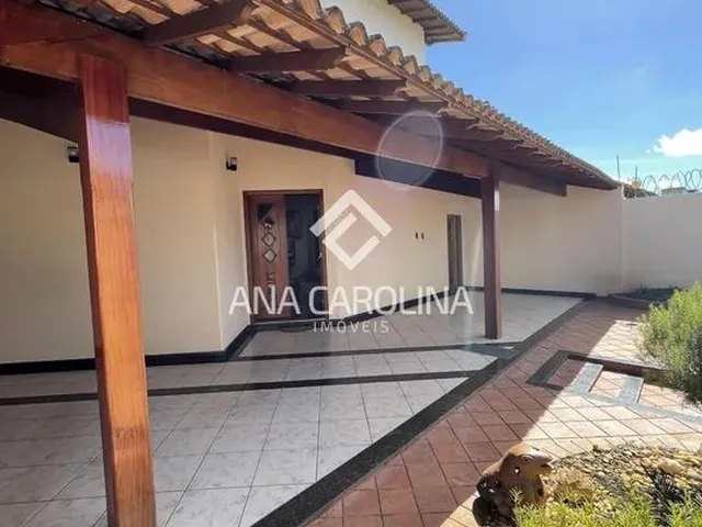 Imagem 1: Casa Estilo Colonial 4 Quartos Augusta Mota