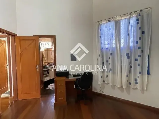 Imagem 4: Casa Estilo Colonial 4 Quartos Augusta Mota