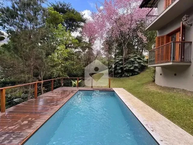 Imagem: Casa para Venda com 3 Quartos, 1408M²