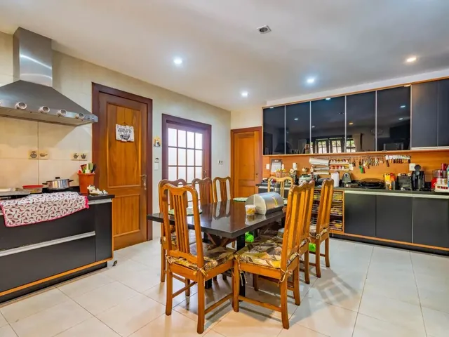 Imagem 15: Casa com 4 Quartos em Condomínio em Araras, Petrópolis
