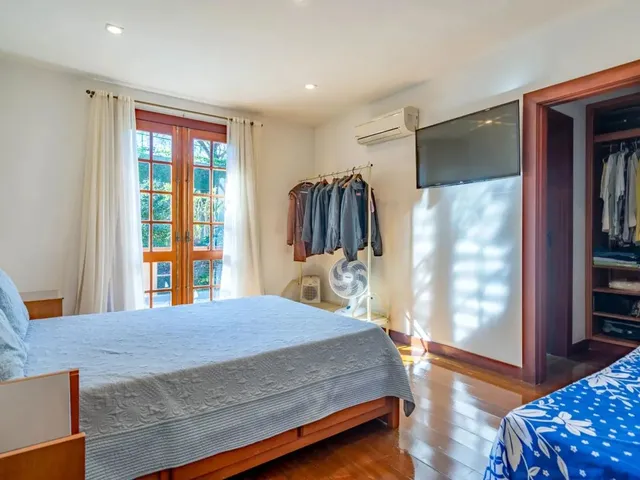 Imagem 5: Casa com 4 Quartos em Condomínio em Araras, Petrópolis