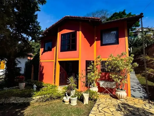 Imagem: A casa em condomínio possui 2 Dormitórios, 2 Suítes, 2