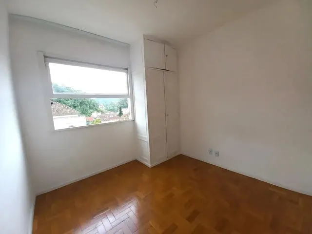 Imagem 13: Imóvel para Venda Possui 90 Metros Quadrados com 3 Quartos em Valparaíso - Petrópolis