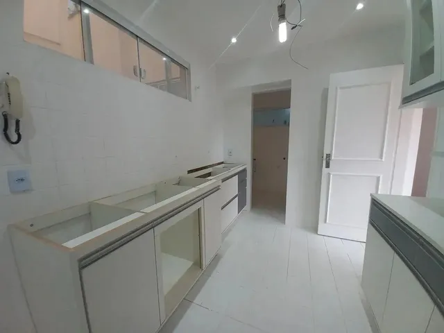 Imagem 2: Imóvel para Venda Possui 90 Metros Quadrados com 3 Quartos em Valparaíso - Petrópolis