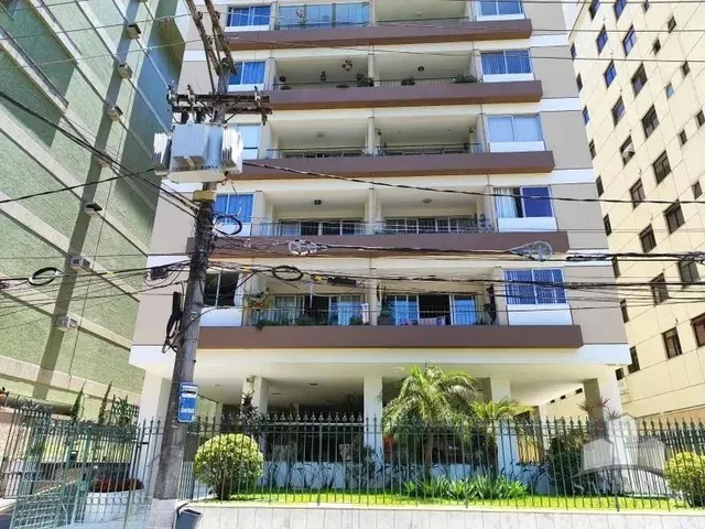 Imagem: O apartamento possui 2 Dormitórios, 1 Suíte, 2 Banheiros,