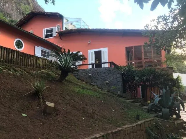 Imagem: Excelente Residência em Meio a Natureza