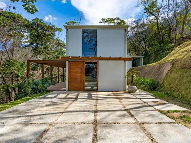 Imagem 4: Casa com 4 Quartos em Condomínio em Araras, Petrópolis