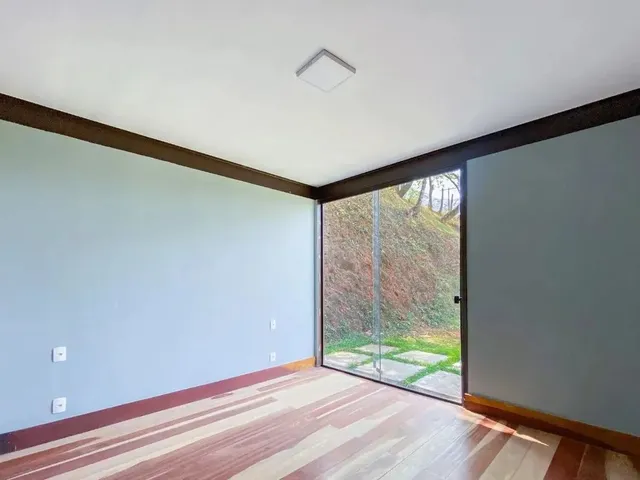 Imagem 11: Casa com 4 Quartos em Condomínio em Araras, Petrópolis