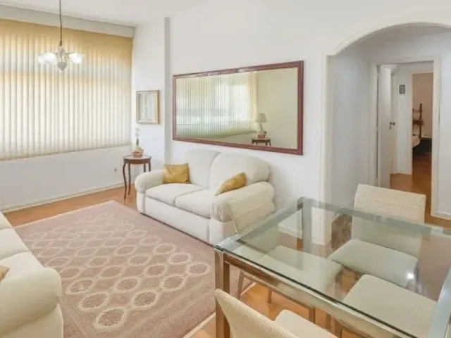 Imagem: O apartamento possui 2 Dormitórios, 2 Banheiros, 120m² de