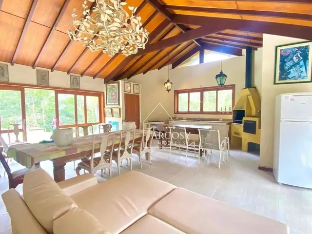 Imagem 4: Casa com 4 Dormitórios À Venda, 300 M² por R$ 3.000.000 - Cuiabá - Petrópolis/Rj