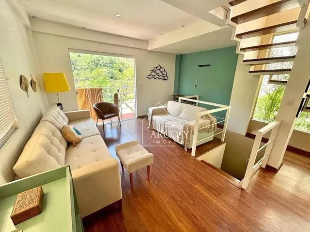Imagem: A casa em condomínio possui 3 Dormitórios, 5 Banheiros, 2