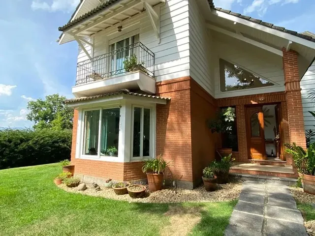Imagem 11: Casa para Venda com 319 Metros Quadrados com 3 Quartos em Casa da Lua - Resende - Rj