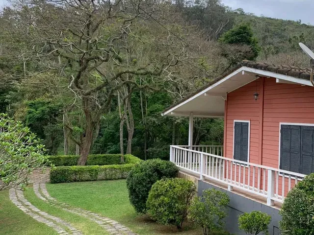 Imagem: Casa Excelente com Terreno Lindo em Pedro