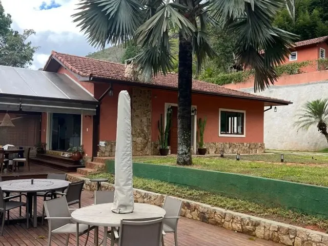 Imagem: Excelente Casa para Venda com 5 Quartos