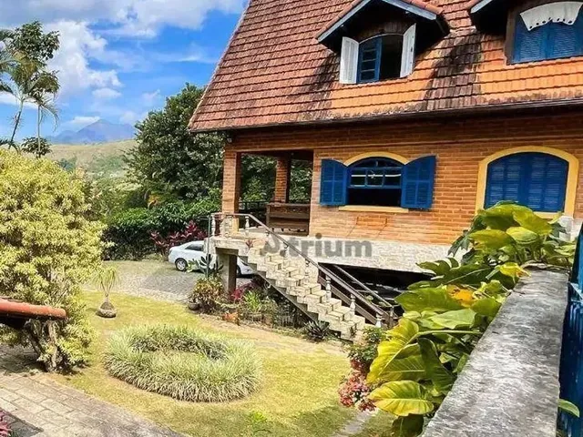 Imagem 1: Casa com 4 Dormitórios À Venda, 560 M² por R$ 2.900.000,00 - Araras - Petrópolis/Rj