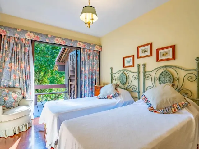 Imagem 5: Casa com 4 Quartos em Condomínio em Araras, Petrópolis
