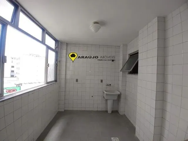 Imagem 2: Vendo Apartamento Campos Elíseos ( 2 Quartos) C/ Elevador -Garagem R$ 250Mil-Oportunidade