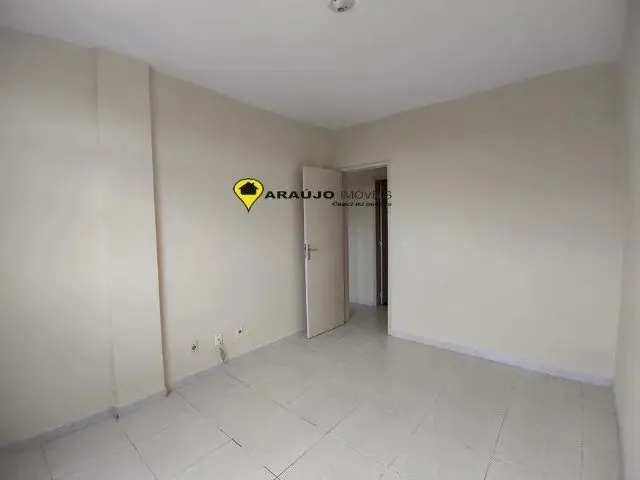 Imagem 11: Vendo Apartamento Campos Elíseos ( 2 Quartos) C/ Elevador -Garagem R$ 250Mil-Oportunidade