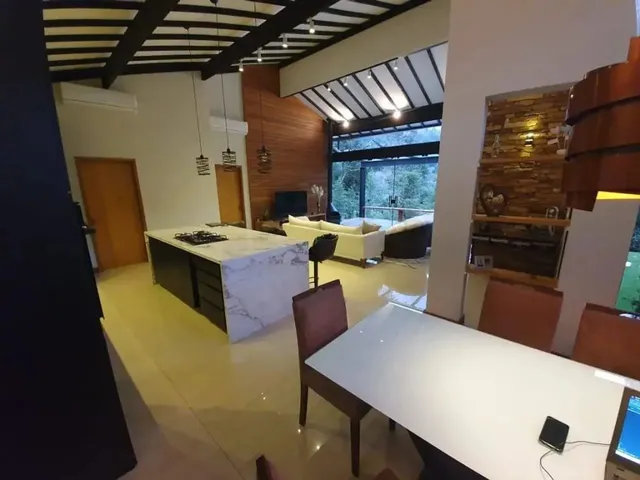 Imagem 4: Belíssima Casa a Venda