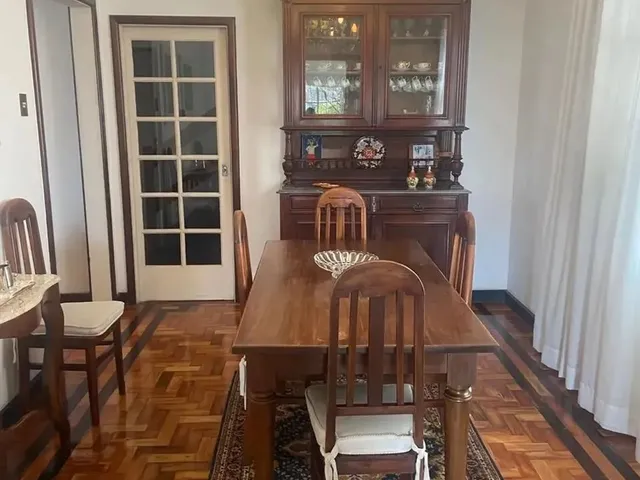 Imagem 16: Imóvel para Venda com 250 Metros Quadrados com 4 Quartos em Valparaíso - Petrópolis