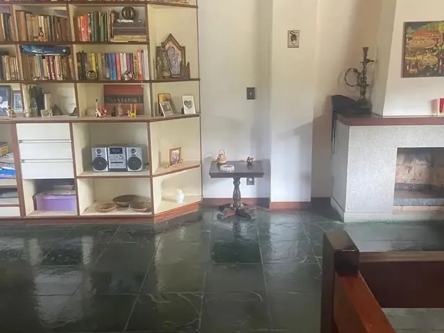 Imagem 13: Imóvel para Venda com 250 Metros Quadrados com 4 Quartos em Valparaíso - Petrópolis