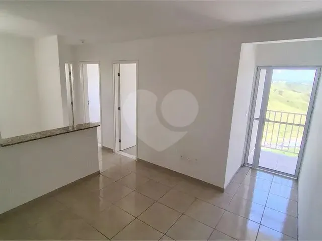 Imagem: Apartamento com 2 Quartos À Venda em Três