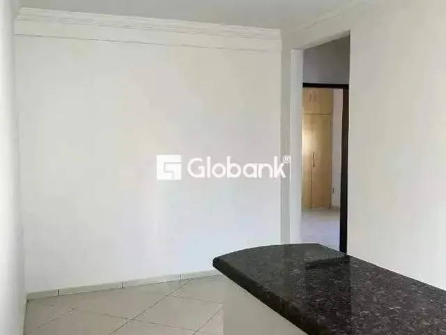 Imagem 2: Apartamento para Locação Localizado no Centro de Montes Claros/Mg, 02 Quarto(S
