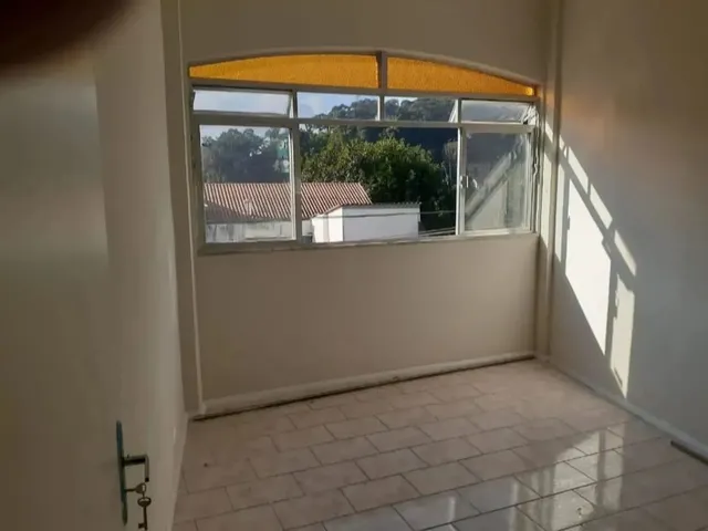 Imagem: Apto Próximo Ao Centro, Início da Rua