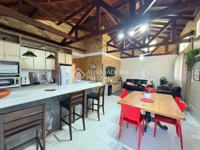 Imagem 6: Casa 3 Quarto(S), no Bairro Canasvieiras