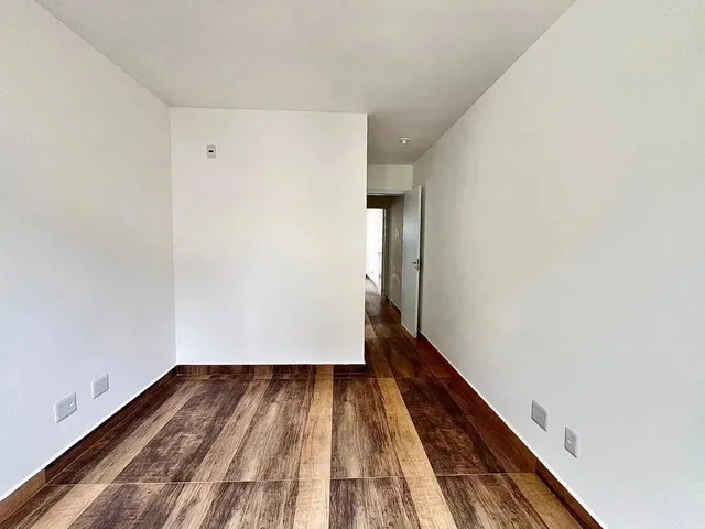 Imagem: Casa Geminada Individual Bairro Vila Cloris