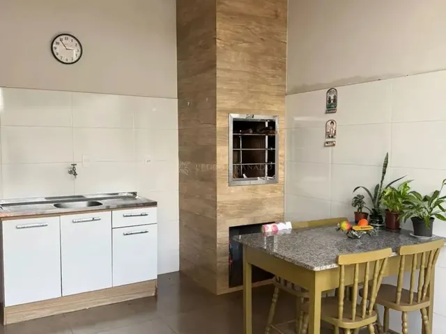 Imagem 12: Casa com 3 Quartos, Suíte, Cozinha Planejada e Churrasqueira - Paiçandu/Pr