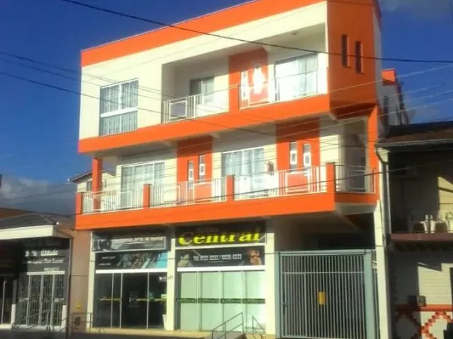 Imagem: Alugo Apartamentos no Centro de Correia