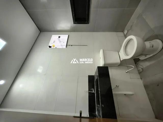 Imagem 7: Vendo Casa com 2 Quartos Sendo 1 Suíte, com Vaga de Garagem na Avenida Principal