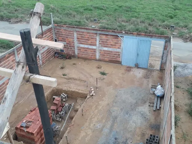 Imagem 5: Construção e Terreno