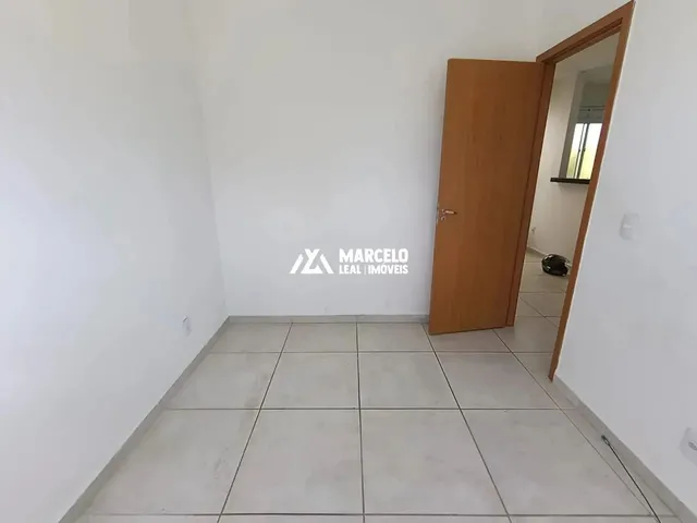 Imagem 14: Apartamento Térreo com Planejados com Preço de Oportunidade Imperdível em Região