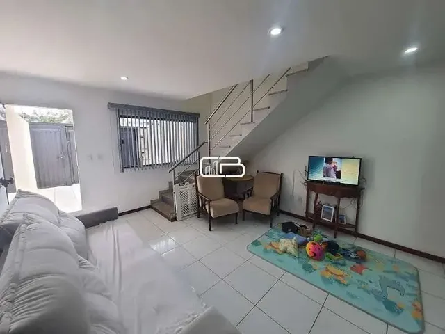 Imagem: Village À Venda no Candeias 80M²